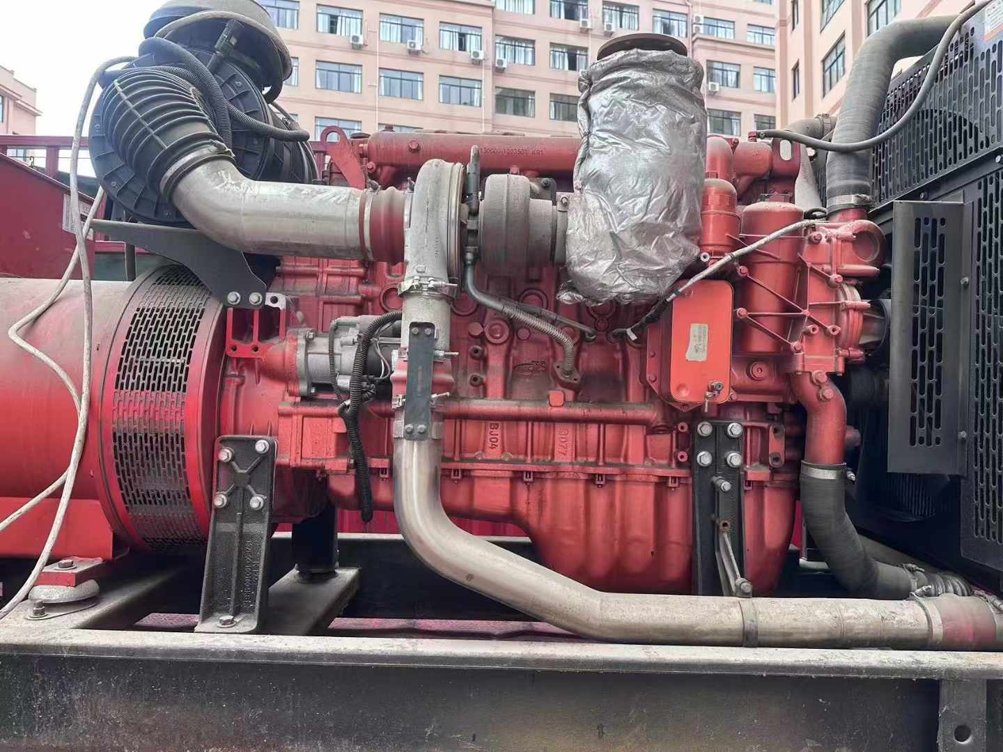 西和如何选择适合 600kW 柴油发电机组的过载保护器？