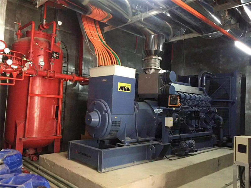 西和如何评估发电机组租赁合同中设备维护责任的合理性？